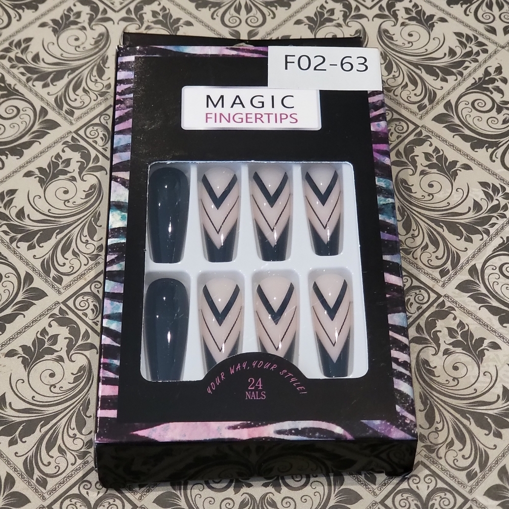 Faux Nails